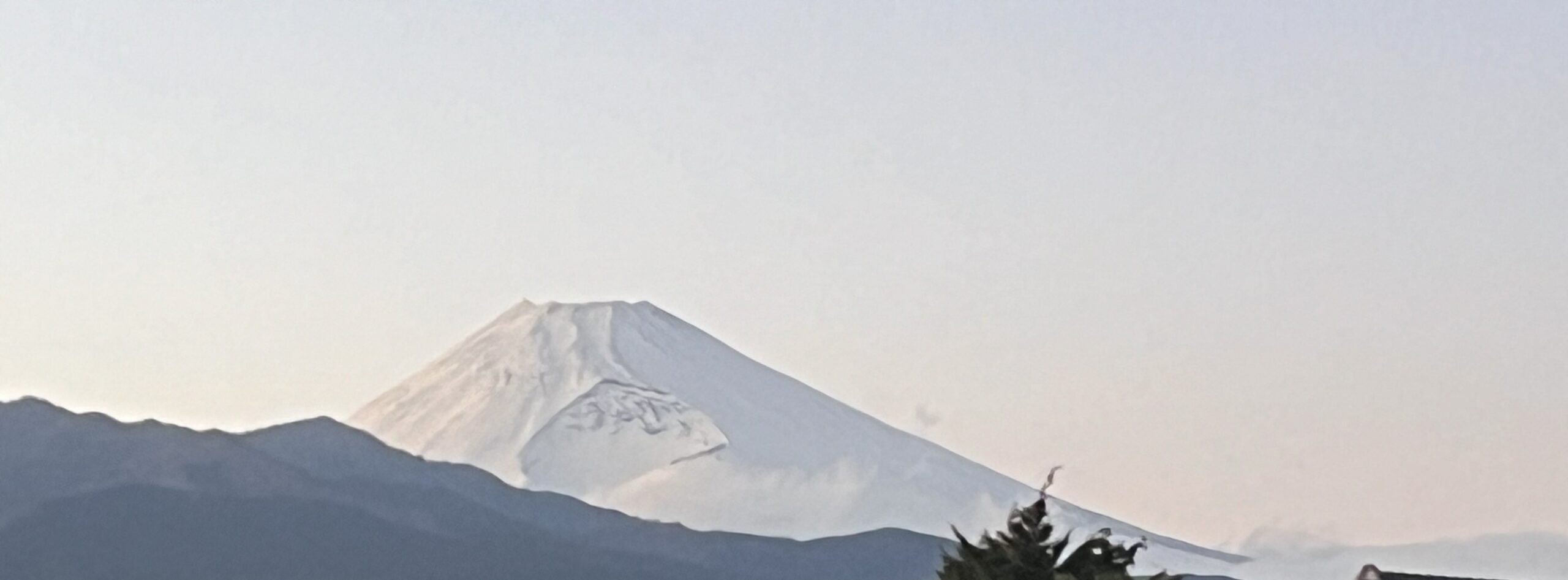 遮るものなし。富士山絶景の穴場スポット「鎧ヶ淵大橋」